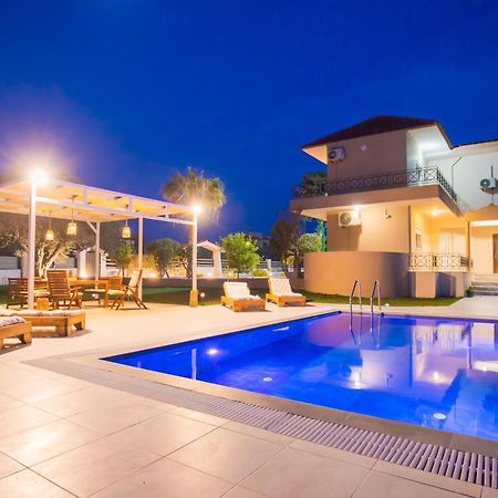 Villa Cervus Dianae Kallithea  ภายนอก รูปภาพ